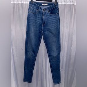 LEVIS HIGH RISE SKINNY BLUE JEANS SIZE 27x 32